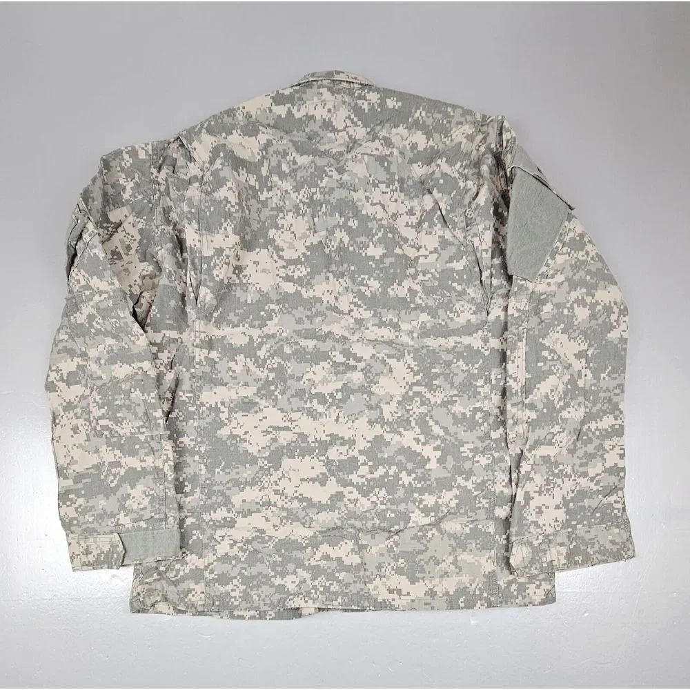 U.S. Military Army Jacket Mens Large/Long.  Full‎ Zip Digital Camo Uniform